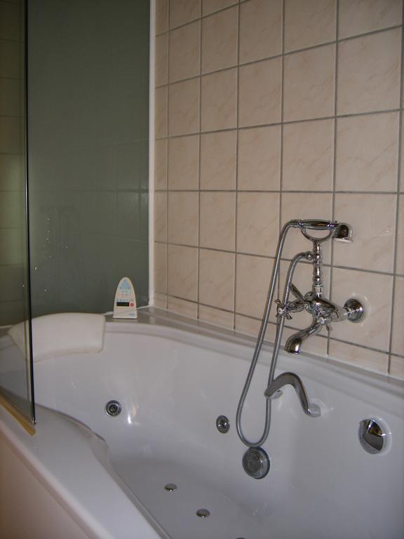 Hotel Palazio Nerin Ngoại thất bức ảnh